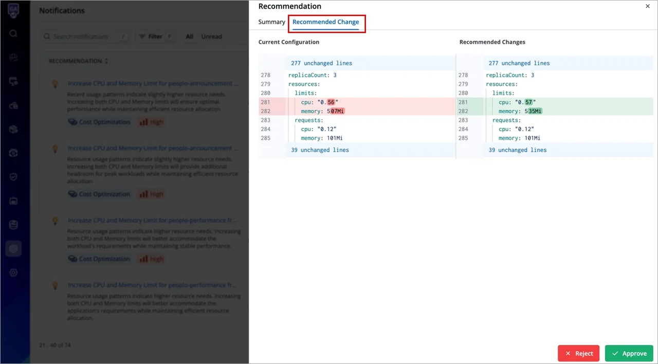 AIが提案した設定変更の差分表示画面。現行設定と推奨変更を並べ、ApproveとRejectのボタンが表示されている